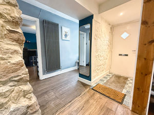 Photo 19- click for photo gallery